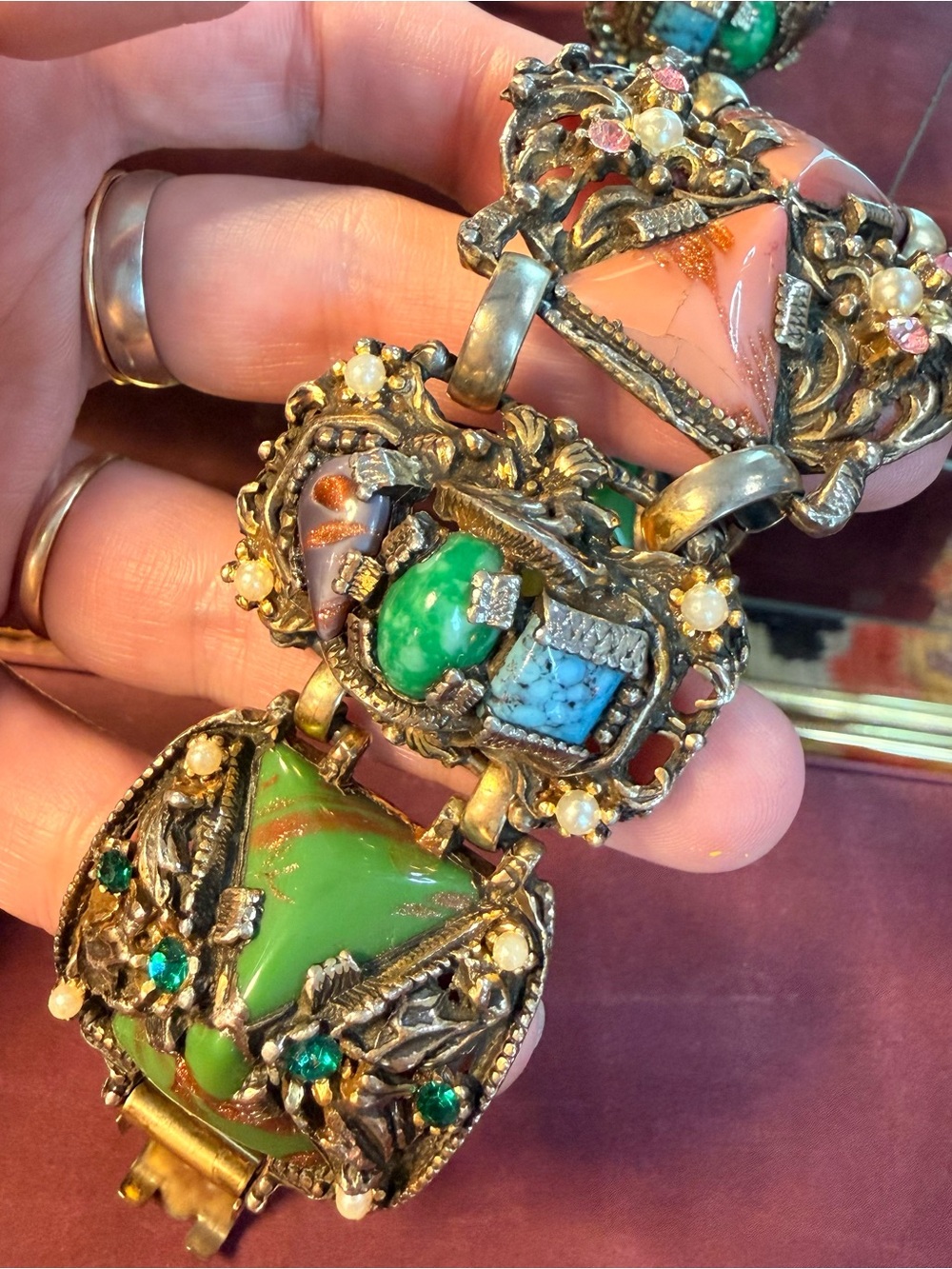 Green and Pink Selro Selini Vintage Statement Bracelet and Earrings Set - Picture 4 of 5